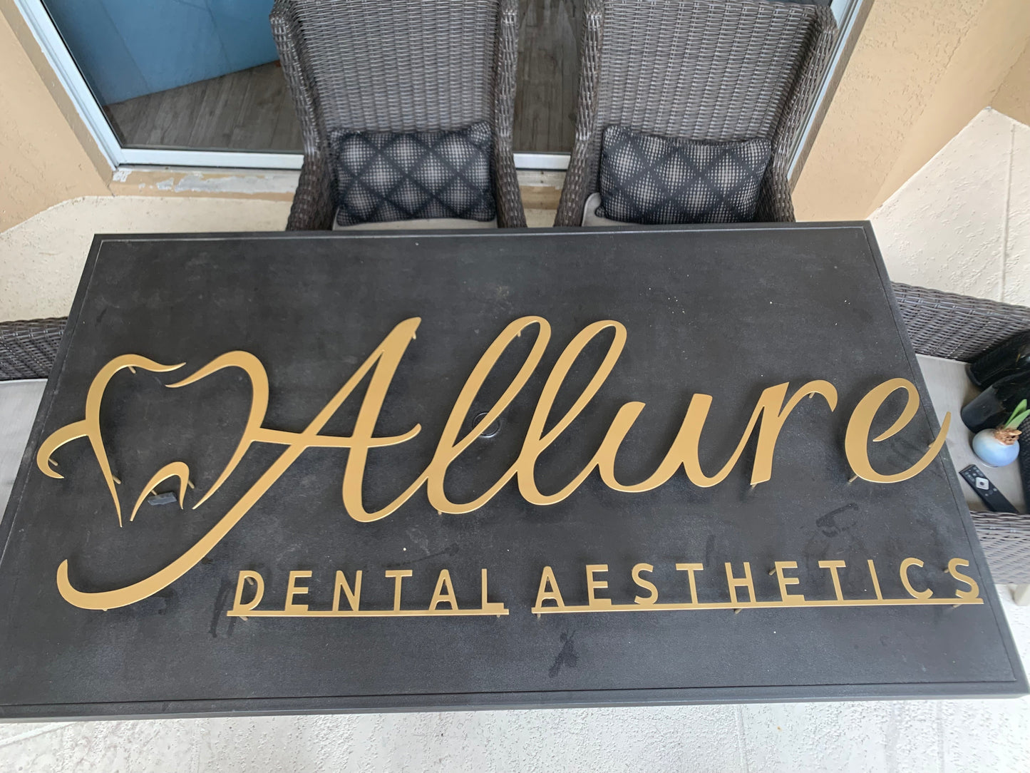 Seymour Smiles Orthodontics Sign