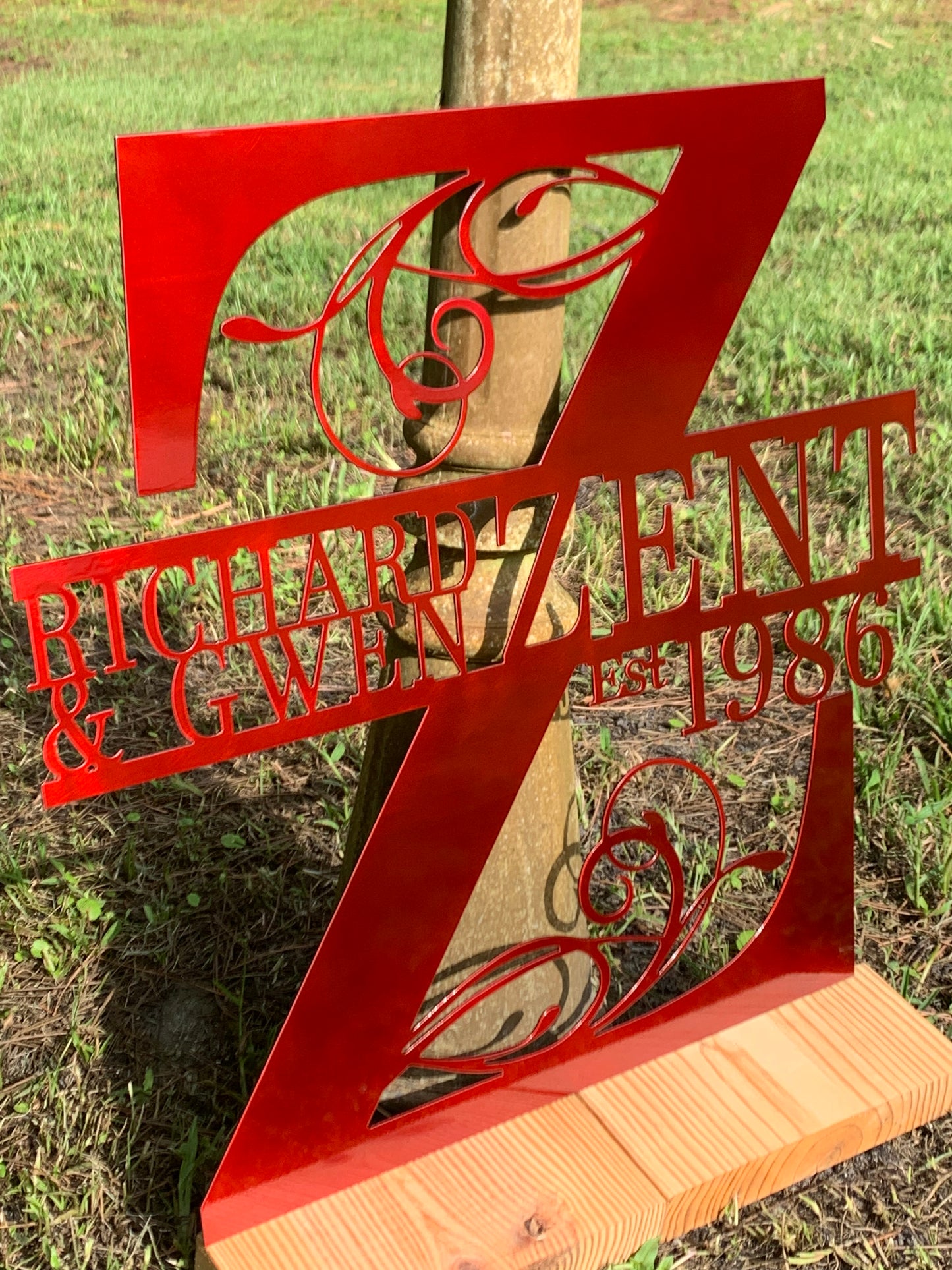 Custom Split Letter Z Metal First Names, Last Name and Establish Year Sign