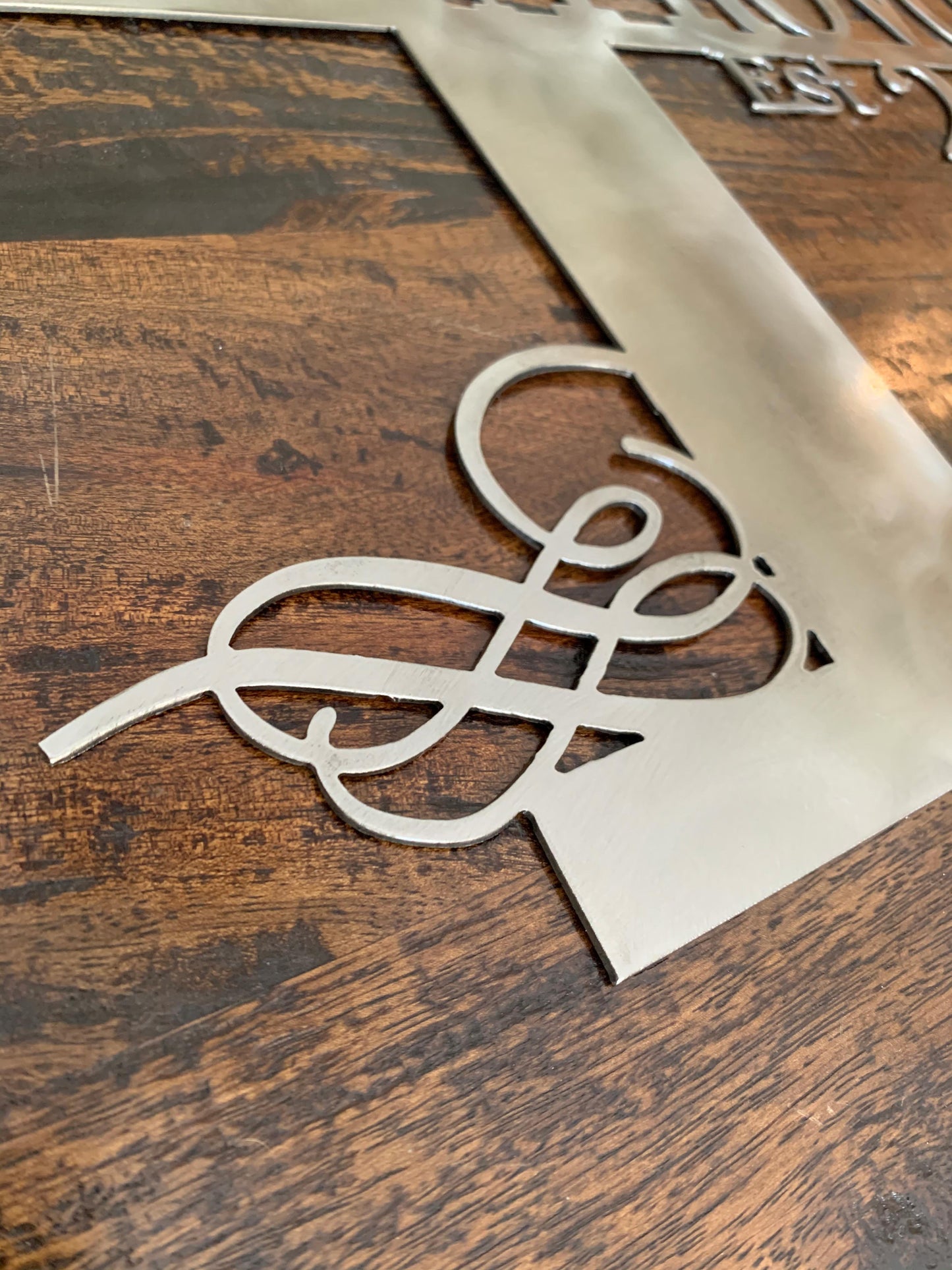 Custom Split Letter P Metal Last Name