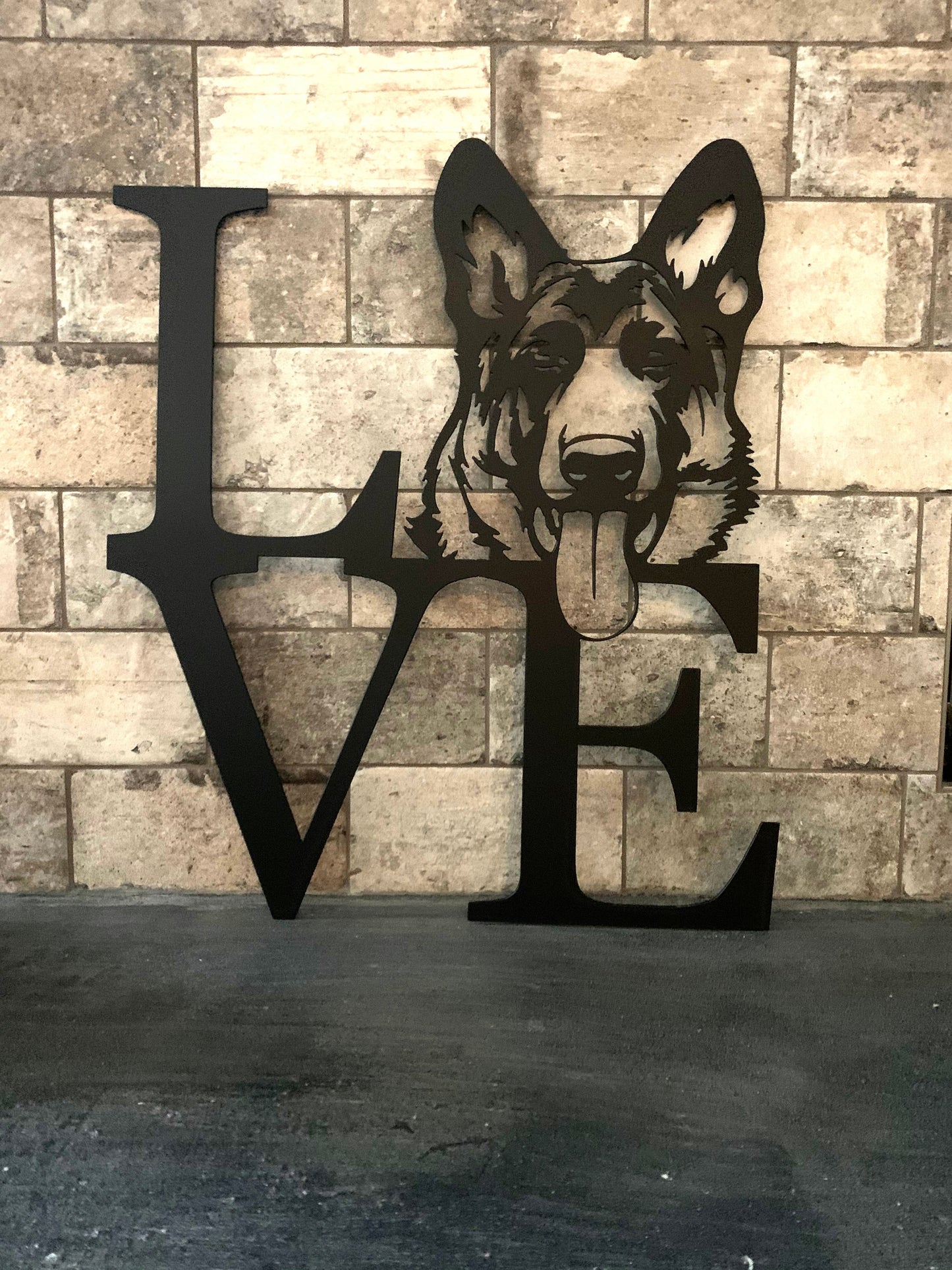 Metal Golden Retriever Love Sign
